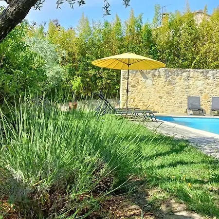 Vila De Lila